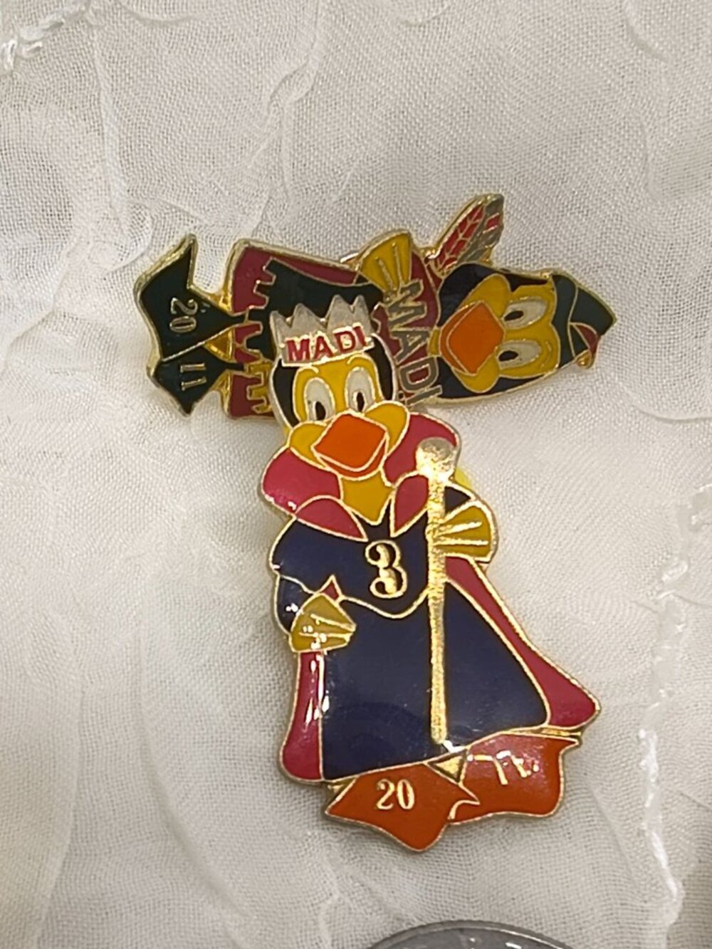 5 Madi 2011  ~ Massachusetts Destination Imagination Enamel Pins - Royal Designs - Picture 6 of 10